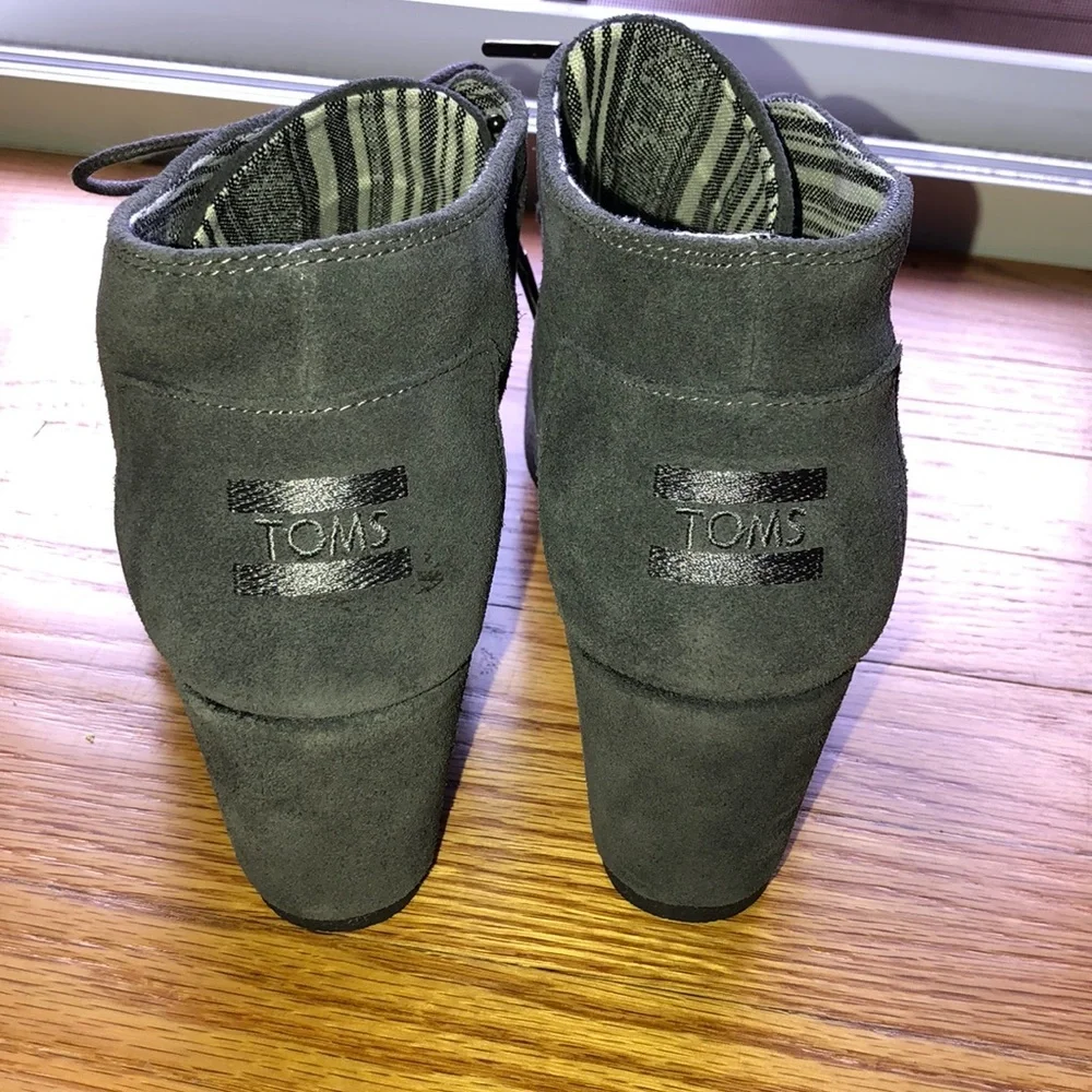 Booties - Picture 3 of 5